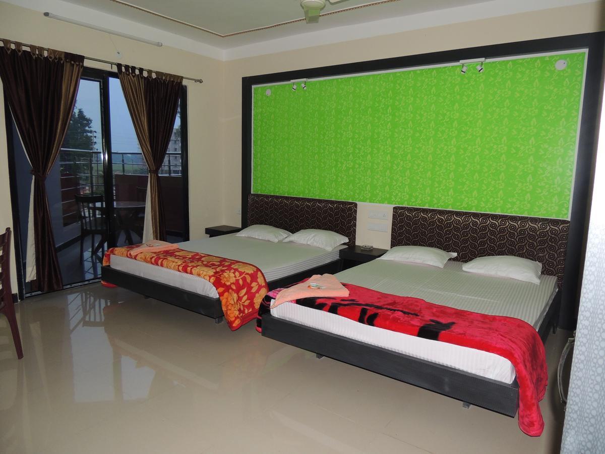 Swagatam International Hotel Tarapith Bagian luar foto