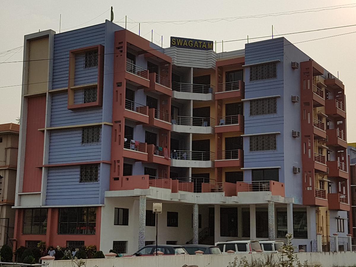 Swagatam International Hotel Tarapith Bagian luar foto