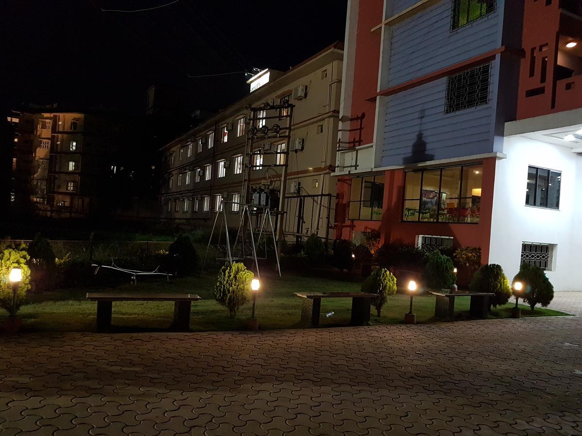 Swagatam International Hotel Tarapith Bagian luar foto