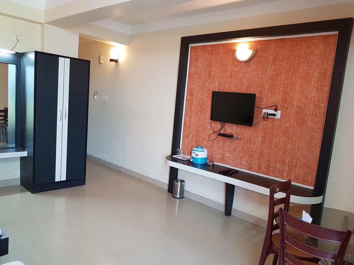 Swagatam International Hotel Tarapith Bagian luar foto