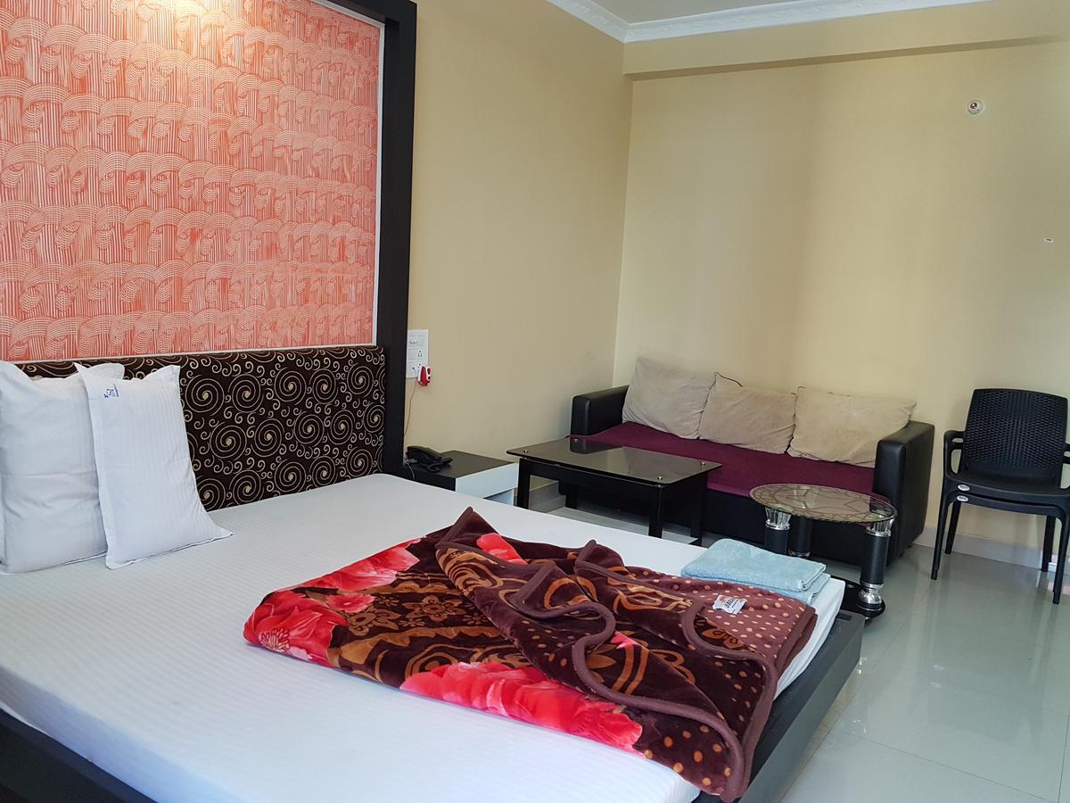 Swagatam International Hotel Tarapith Bagian luar foto
