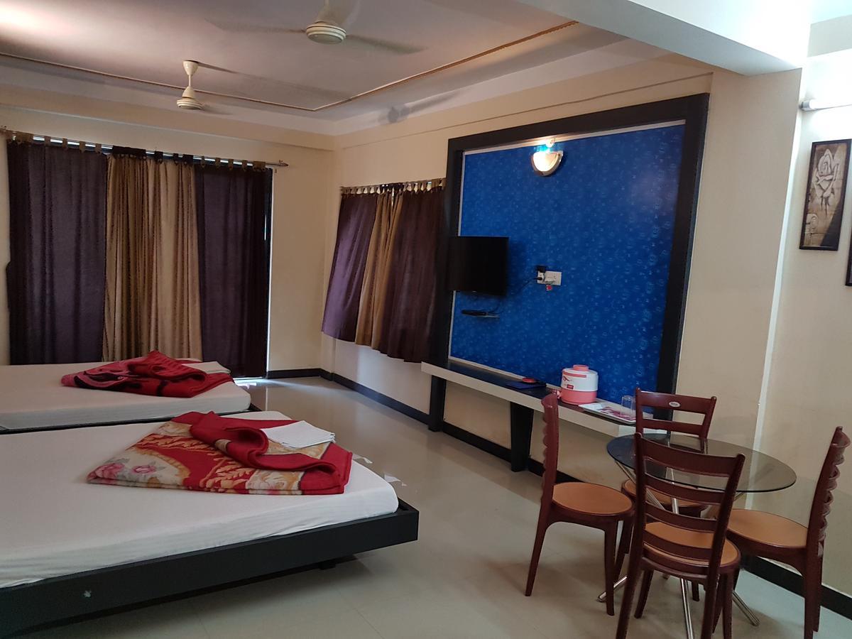 Swagatam International Hotel Tarapith Bagian luar foto