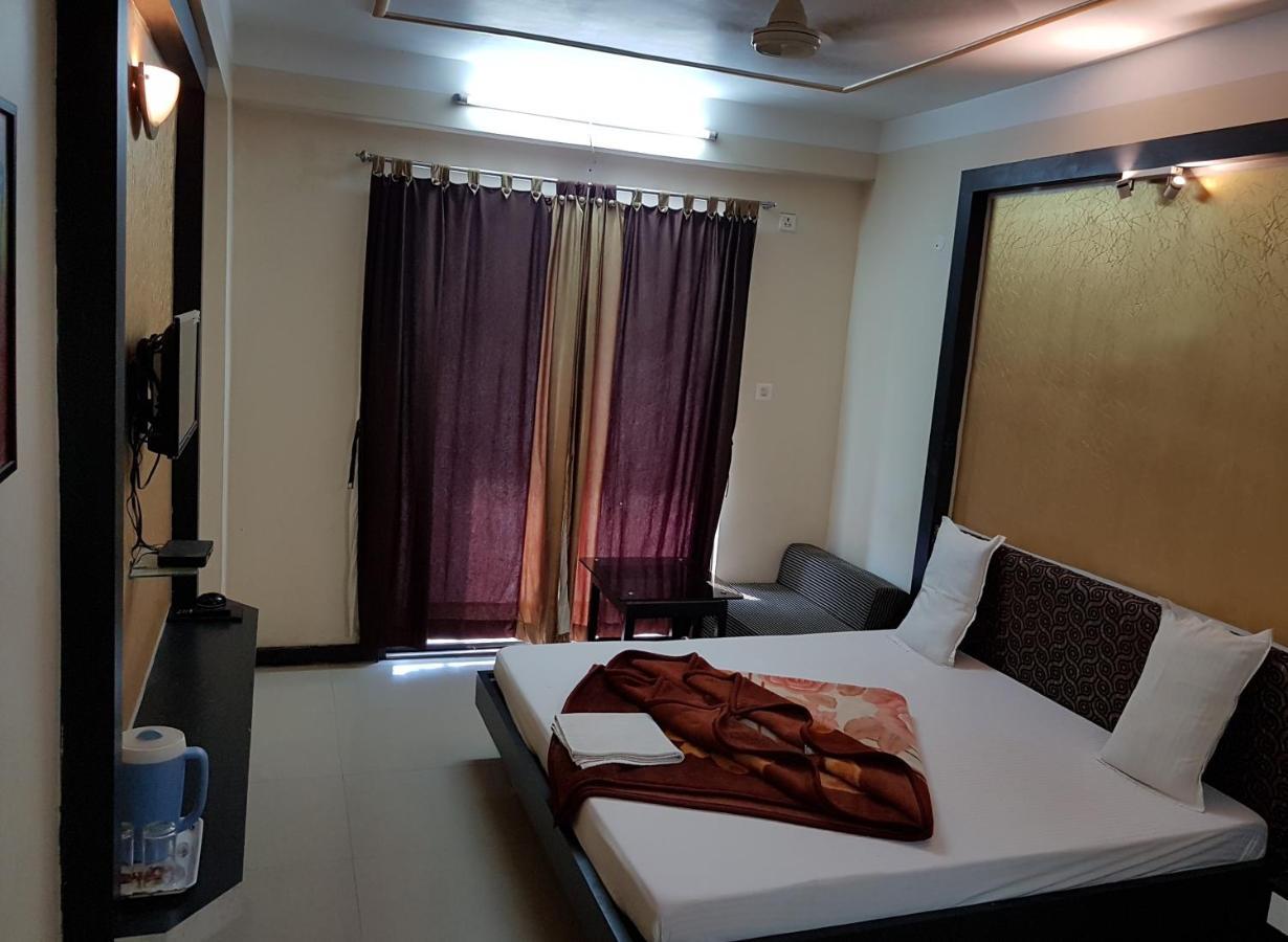 Swagatam International Hotel Tarapith Bagian luar foto